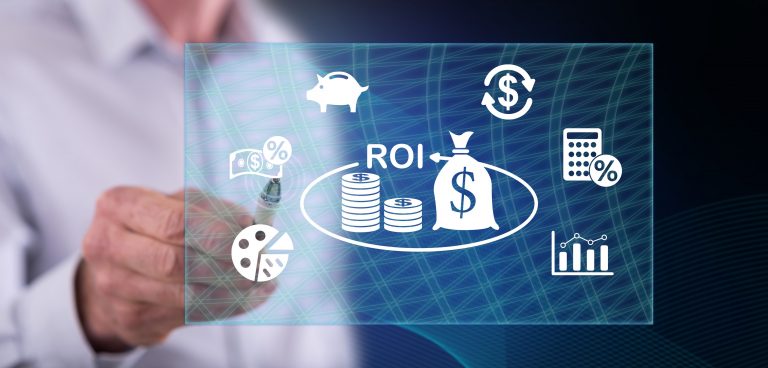 Professionnel analysant le retour sur investissement - ROI du coaching DSI